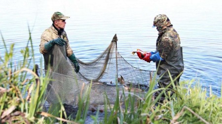 Наловили рыбы на 270 тысяч: двоих мужчин из Калужской области будут судить за браконьерство