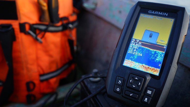 Бюджетный эхолот с прорисовкой карт. Garmin Striker 4 Plus.